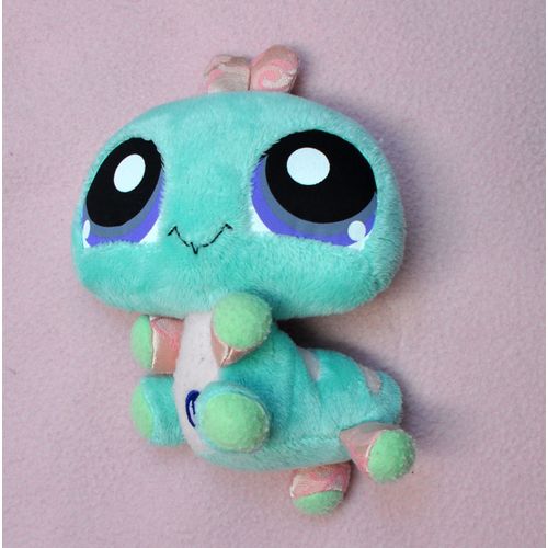 Doudou Petshop Couleur Vert Marque Hasbro H 16 Cm Avec Les Oreilles
