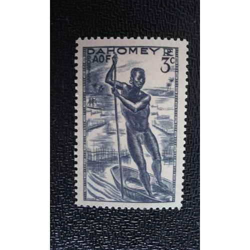Timbre Dahomey (Benin) Yt 121 Homme Sur La Pirogue 1941