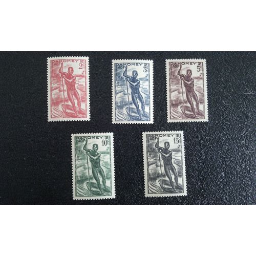 Timbre Dahomey (Benin) Yt 120 À 124 Série: Homme Sur La Pirogue 1941