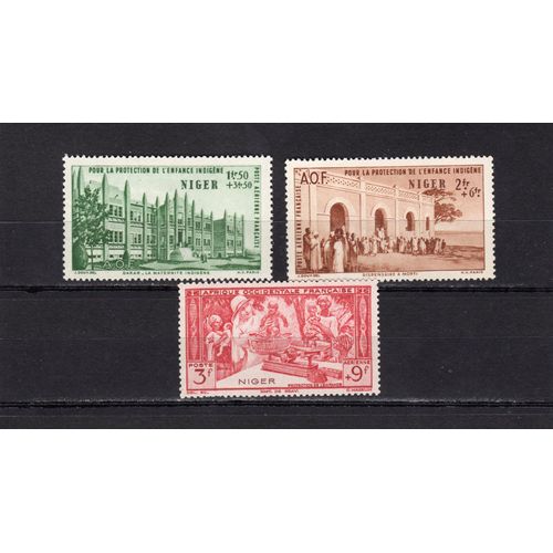 Timbres De Poste Aérienne Du Niger (Au Profit De LUvre De Protection De LEnfance Indigène)