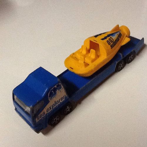 Majorette Camion Transporteur Submarine Bleu Et Jaune