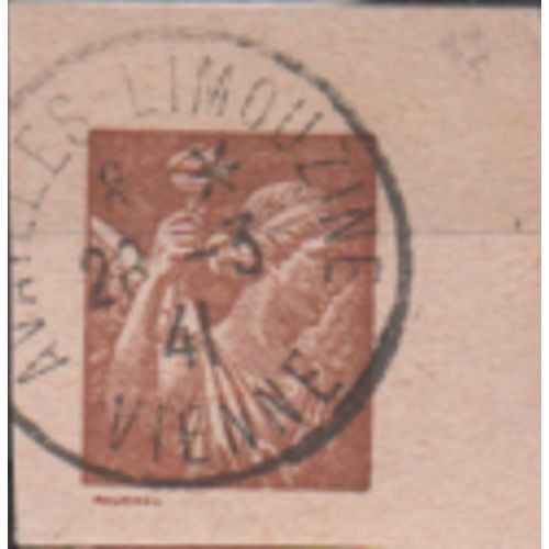 France: Timbre Type Iris, Datant Des Années 1940, Sans Valeur Faciale, Découpé Sur Des Entiers Postaux De Type Carte Postale, Papier De Couleur Chamois..