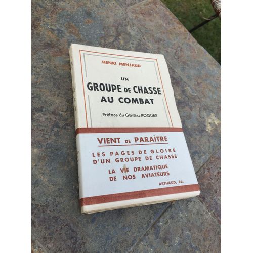 Un Groupe De Chasse Au Combat
