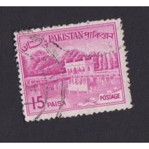Timbre Pakistan Jardins De Shalimar 15 Paisa Oblitéré