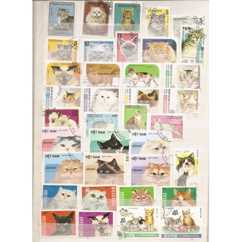 Lot De 78 Timbres Neufs Et Obliteres Chats