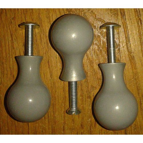 3 Poignées de Tiroir Meuble en Métal 2,9cm de long 2cm de diamètre Vis 2cm Tournevis plat et cruxiforme Ikea