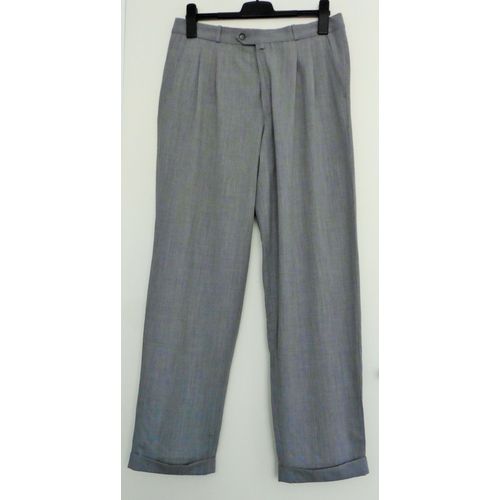 Pantalon Gris À Pinces. Revers. Brice. Laine. Viscose. Elasthanne. Taille 44