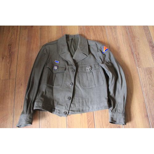 Veste Ike Avec Ces Insignes (Dit Battle Dress Pattern) De La 7ème Division D'infanterie Us Sans Taille