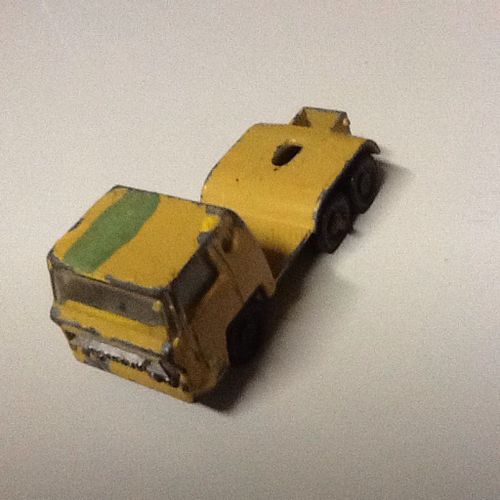 Majorette Camion Bernard Beige