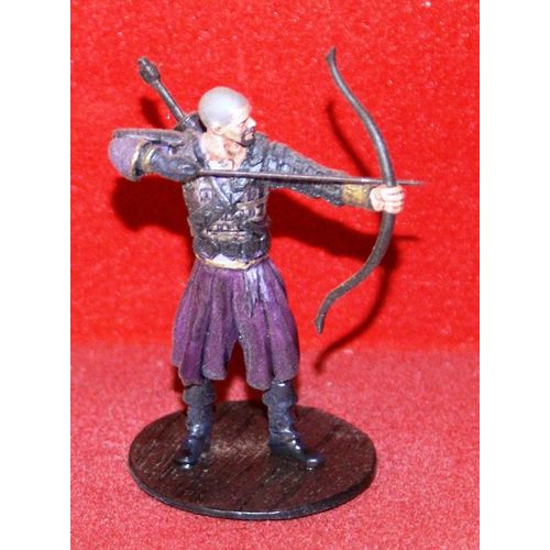 Figurine Seigneurs Des Anneaux N 134 Un Corsaire D Umbar Avec Son Fascicule