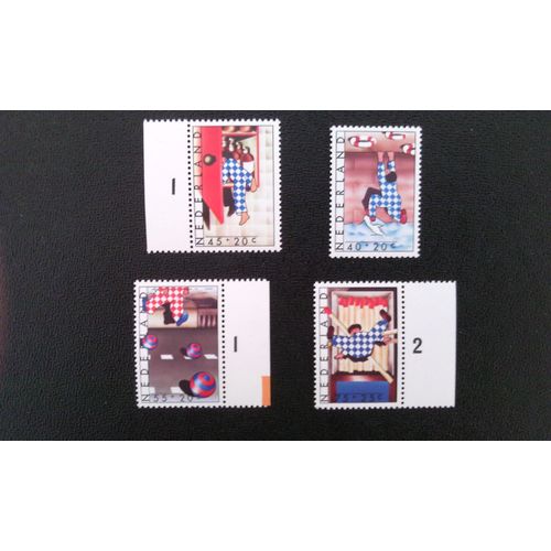 Timbre Pays-Bas (Hollande - Nederland) Yt 1080 À 1083 Séries: Timbres Enfants 1977