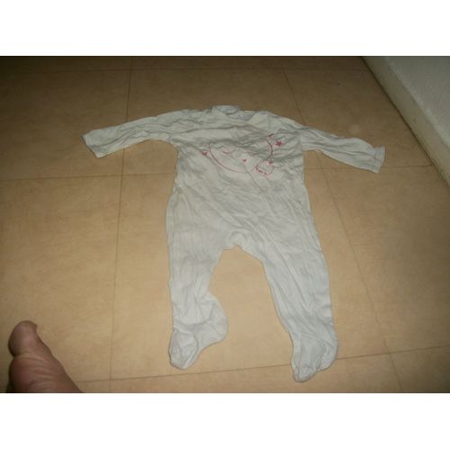 Pyjama Fille Blanc Kiabi Taille 6 Mois Petit Coeur