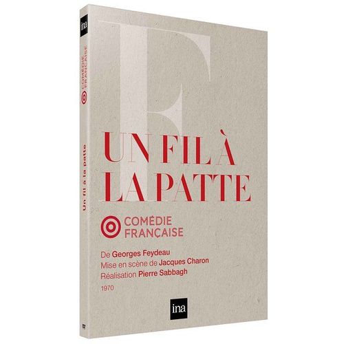 Un Fil À La Patte