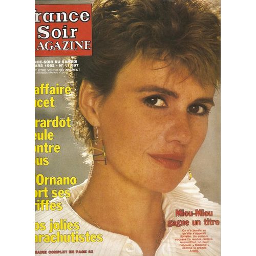 Katia Tchenko 2p/ Valentine Petit Zizi Jeanmaire 2p/ Claude Zidi 1p/ Philippe Caubere 1p/ Miou Miou 6p/ Annie Girardot 5p/ Diane Dufresne 2p/ Brigitte Lahaie 1p/ 11687