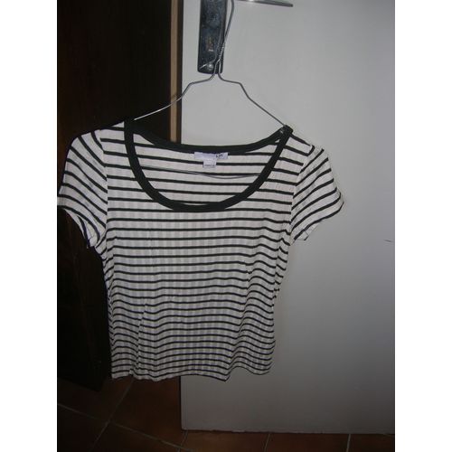 T-Shirt La Halle 12 Ans 92% Viscose,8% Élasthanne.