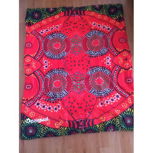 Plaid Et/Ou Coussin Desigual