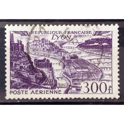 Vues Grandes Villes Lyon 300f Violet (Très Joli Aérienne N° 26) Obl - Cote 13,00 - France Année 1949 - N22129