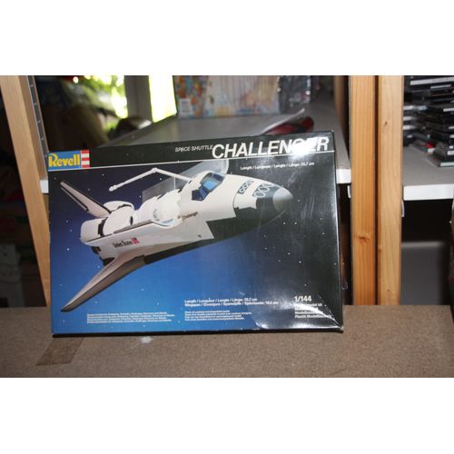 Space Shuttle Chalenger Maquette Navette Spaciale Revell 4526-Revell