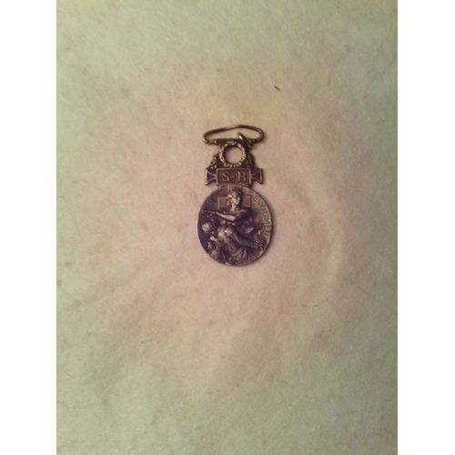 Médaille Société Française De Secours Aux Blessés N°175