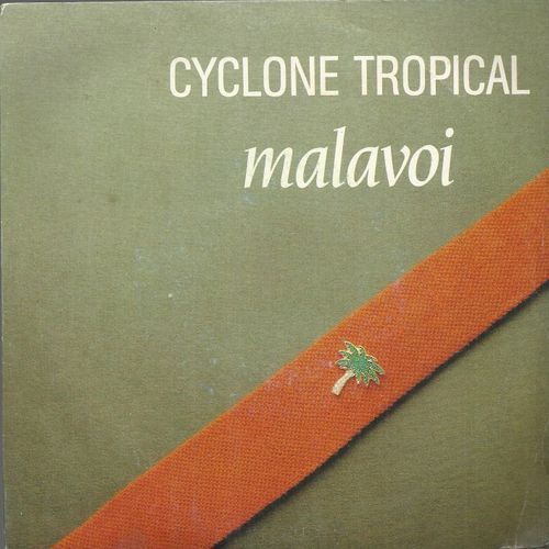 Cyclone Tropical (Paul Rosine) 3'29 / Bossu À (Trad. Arrgt. Paulo Rosine) 4'34
