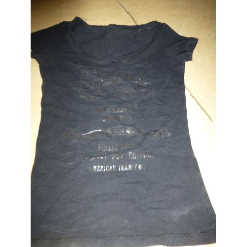 T-Shirt Guess