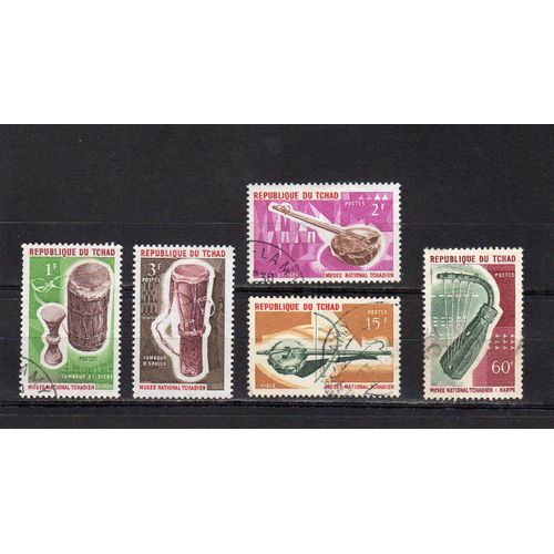 Timbres-Poste Du Tchad (Instruments De Musique Du Musée National)