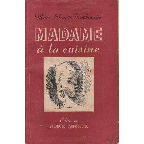 Madame À La Cuisine