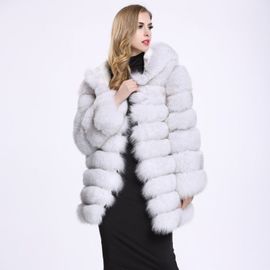 manteau long capuche fourrure femme