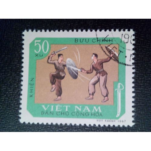 Timbre Vietnam - Nord Yt 609 Duel Avec Épée Et Boucliers 1968