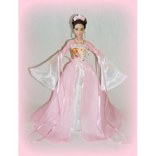 Poupée Barbie Pour Collection "Princesse Asiatique 1"