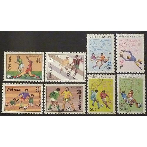 Vietnam Lot De 8 Timbres De 1982 Foot