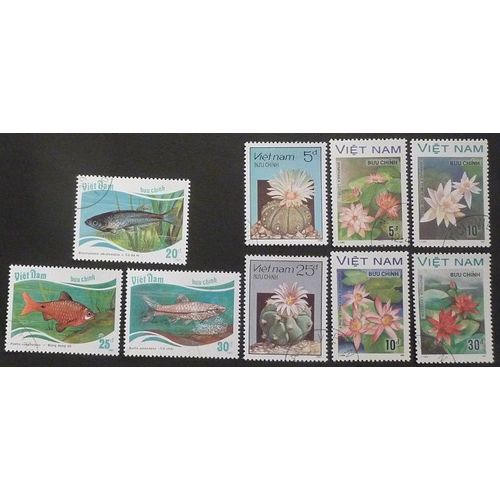 Vietnam Lot De 9 Timbres De 1987 Fleurs Et Poissons Tropicaux