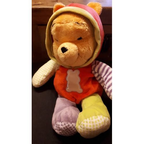 Doudou Winnie Pyjama Capuche Écusson