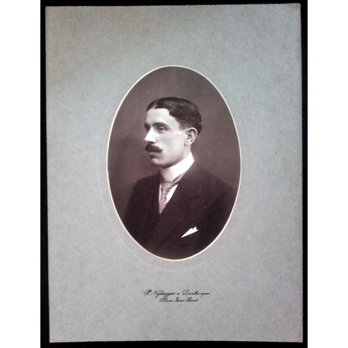 Vieille Photo Cartonnée 1925 : Portrait D'un Jeune Homme À Moustache (Nydegger, Dunkerque)