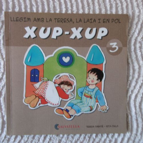 Xup - Xup - Llegim Amb La Teresa, La Laia I En Pol