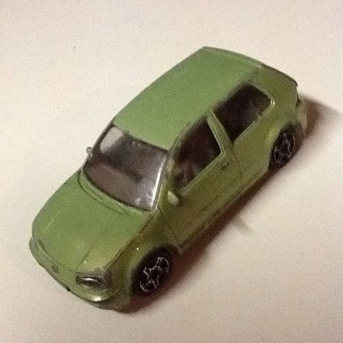 Bburago Vw Golf Phase 4 Verte 1/43