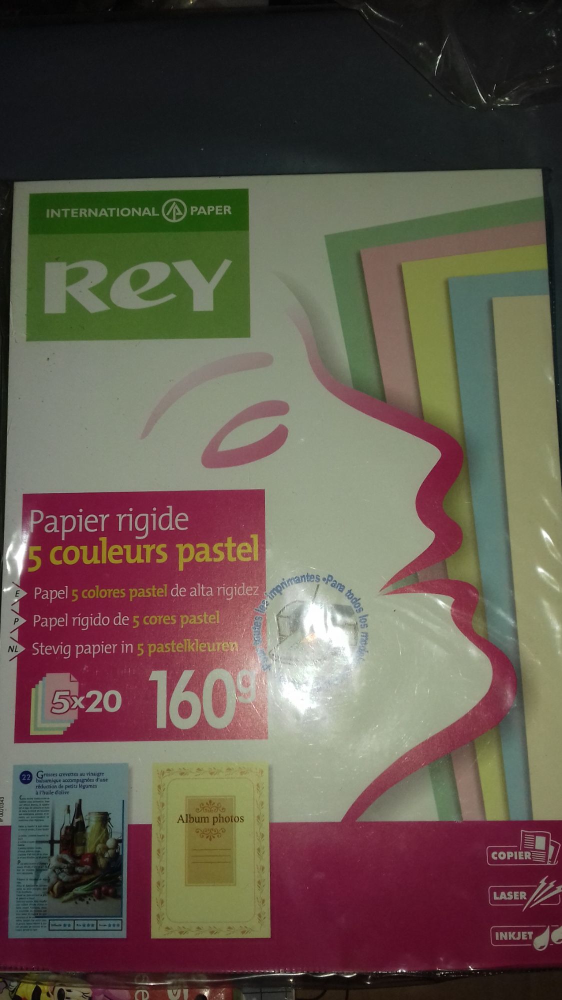 Koala Paquet 100 feuilles de papier cartonné coloré A4, 180 gr 10 Couleurs  à prix pas cher