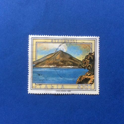 Italie - Tourisme - Stromboli (Y & T 1656)