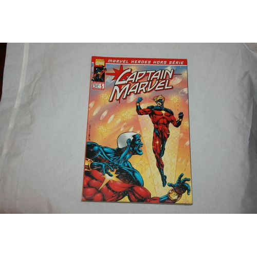 Marvel Heroes Hors Série N° 5 Captain Marvel Marvel France Panini Comics Juillet 2001