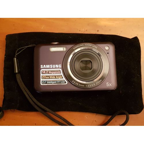 Appareil photo Compact Samsung ES75 Noir compact - 14.2 MP - 5x zoom optique - flash 10.5 Mo - noir