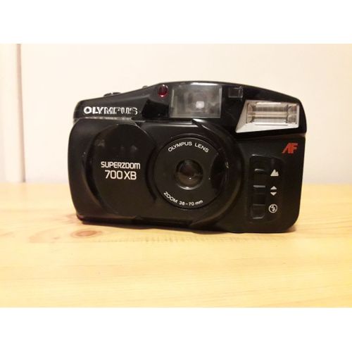 Olympus 700xb Superzoom