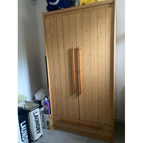 Armoire En Pin