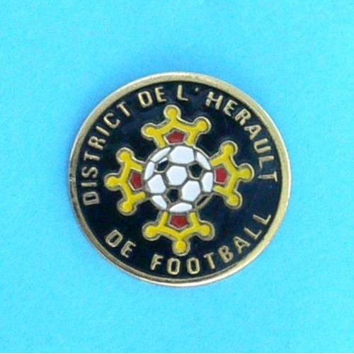 14201 // 1 Pin's : Football District De LHérault