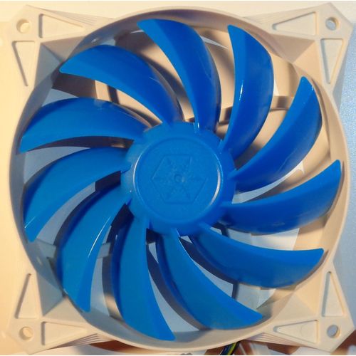 Silverstone SST-FQ122 - 120mm