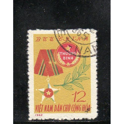 Timbre De Service Du Vietnam Du Nord (Décorations)