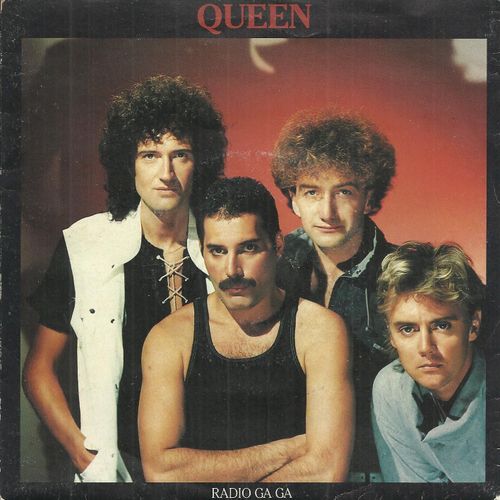 Radio Ga Ga (Roger Taylor) 5'47 / I Go Crazy (Brian May) 3'42