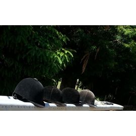 4 Bombes Capes Équitation T 57
