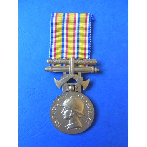 Decoration / Medaille Honneur / Echelon Or / Sapeur Pompier / Ancien Modele