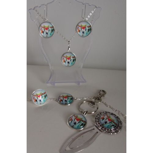 Parure Complète 6 Pièces Cabochons 2cm "Tête De Mort Vache Bleu