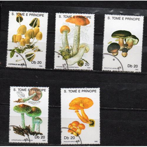 Sao Tomé E Principe- Série De 5 Timbres Oblitérés- Champignons